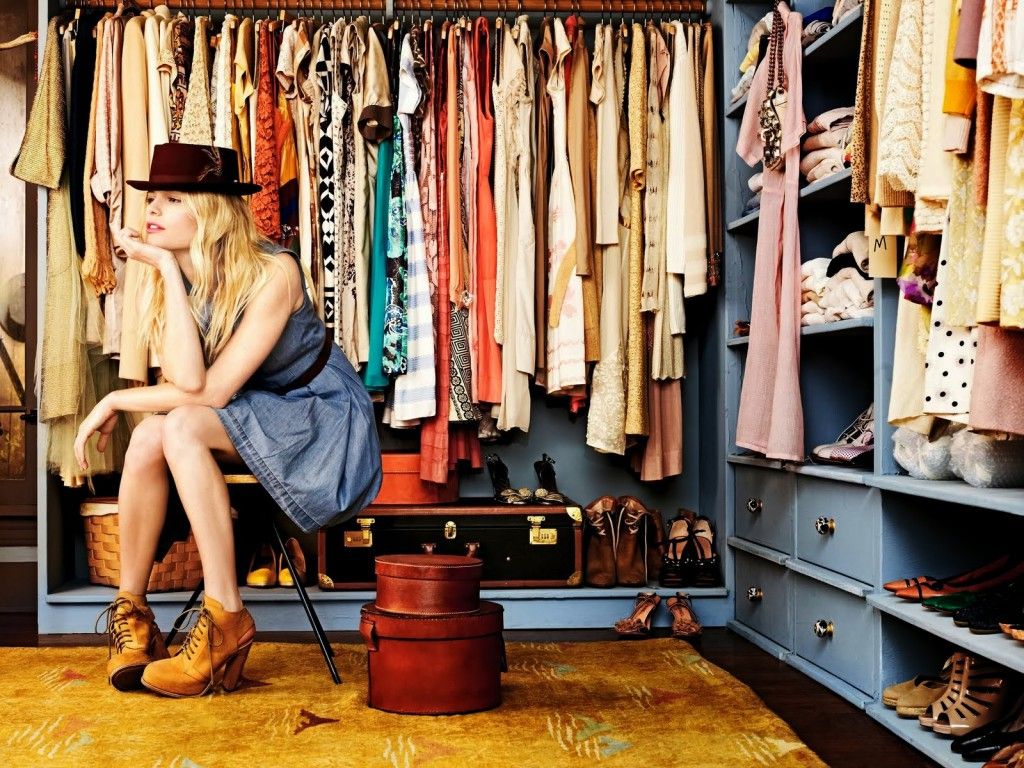 Cambio de ropa en el armario